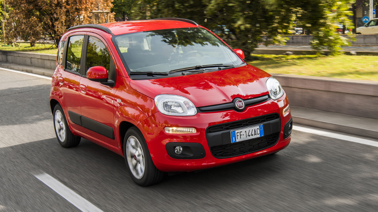 Το Fiat Panda με φυσικό αέριο «καίει» 3 ευρώ στα100χλμ., έχει 5 χρόνια εγγύηση και κοστίζει 12.290€