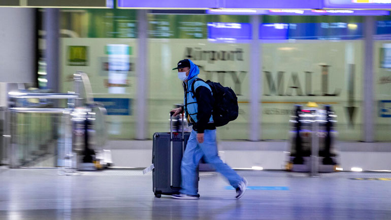 Το Βερολίνο εξετάζει εκμηδένιση διεθνών πτήσεων προς τη Γερμανία λόγω μετάλλαξης του Covid-19