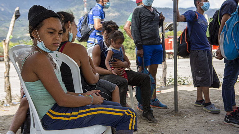 Ονδούρα: Εκατοντάδες γυναίκες διαδήλωσαν κατά της απαγόρευσης των αμβλώσεων και των γυναικοκτονιών