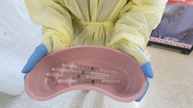 Το Ιράν ενέκρινε το ρωσικό εμβόλιο Sputnik-V