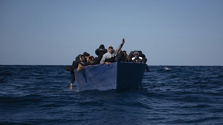 Η Ισπανία δημιουργεί καταυλισμούς καθώς αναμένεται άνοδος στις αφίξεις μεταναστών στα Κανάρια Νησιά