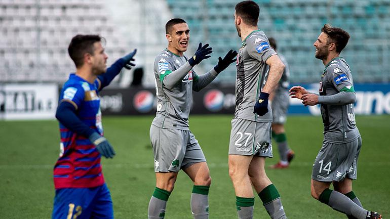 Προελαύνει ο Παναθηναϊκός, 2-0 τον Βόλο