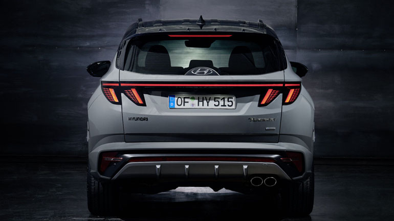 Μαύρη οροφή, διαχύτης και διπλές απολήξεις της εξάτμισης