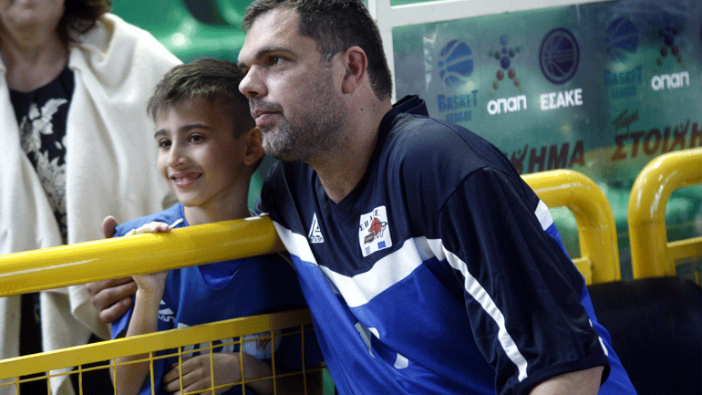 Παπανικολάου: «Με κανέναν δεν θα είμαι υποψήφιος στις εκλογές»