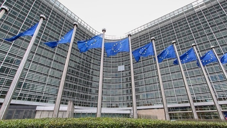 H ΕΕ ενέκρινε κατευθυντήριες γραμμές για τα πιστοποιητικά εμβολιασμού κατά της Covid-19