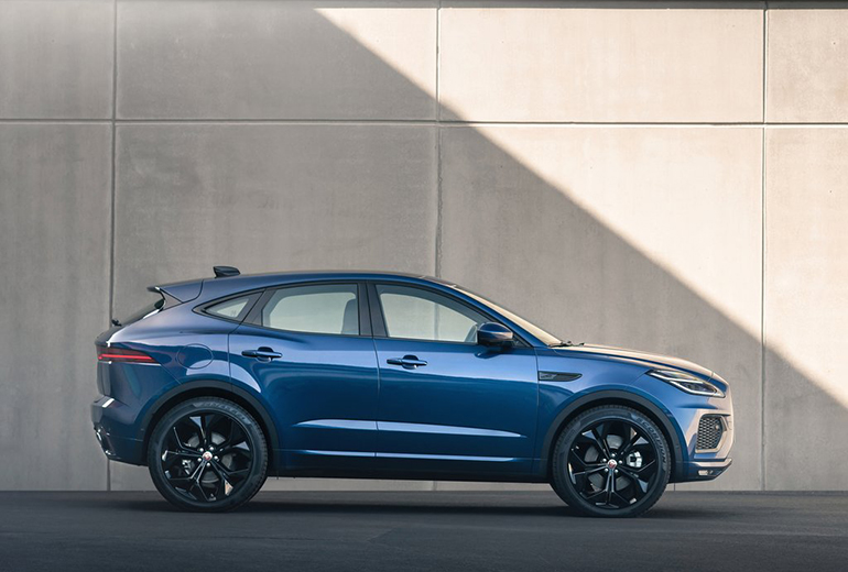 Η Jaguar E-Pace ανήκει στην κατηγορία των Compact SUV