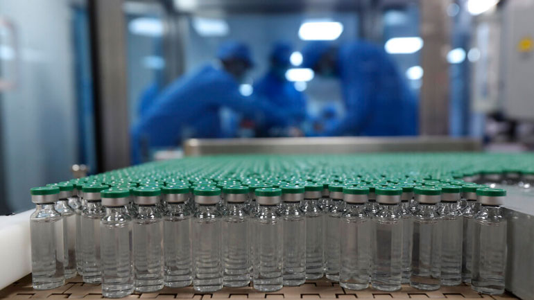 Η Γερμανία λέει «όχι» στη χορήγηση του εμβολίου της AstraZeneca στους άνω των 65 ετών