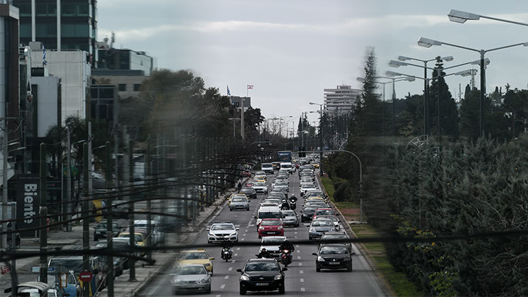 Τι αλλάζει στις εξετάσεις για δίπλωμα οδήγησης-Μαθήματα από τα 17 και κάμερα στο αυτοκίνητο Τι αλλάζει στις εξετάσεις για δίπλωμα οδήγησης-Μαθήματα από τα 17 και κάμερα στο αυτοκίνητο