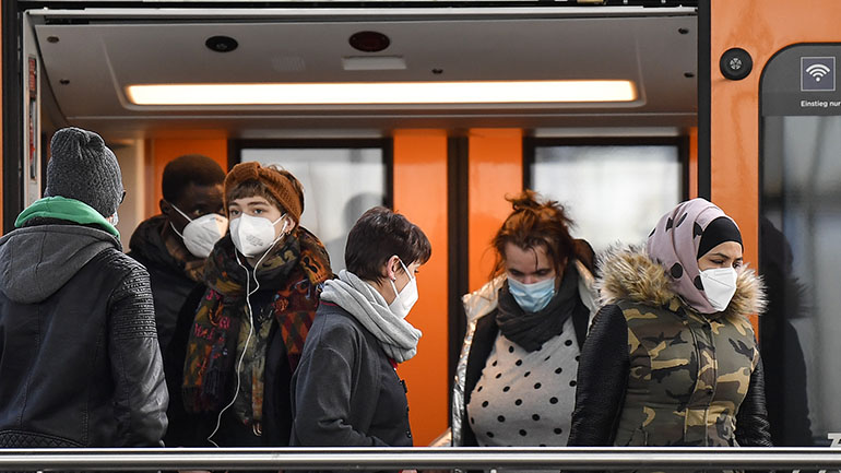 Γερμανία: 17.553 νέα κρούσματα και 941 θάνατοι λόγω κορωνοϊού