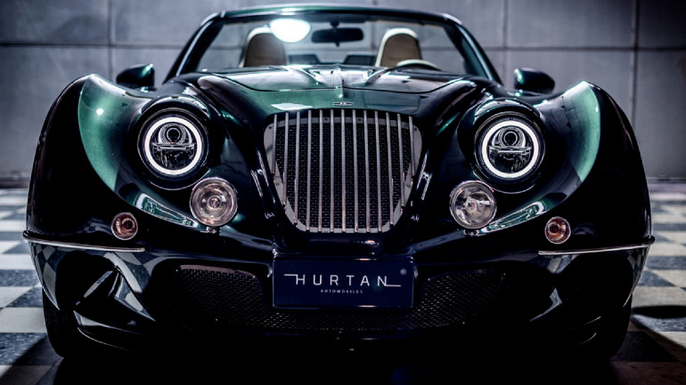 Θυμίζει πολύ τα παλιά MG το εμπρός μέρος της Hurtan