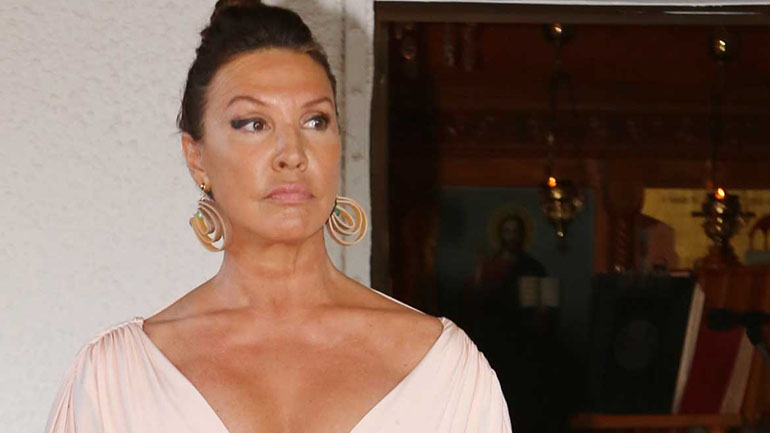 Ξεσπά η Βάνα Μπάρμπα μετά τον σάλο με τις καταγγελίες συναδέλφων της Ξεσπά η Βάνα Μπάρμπα μετά τον σάλο με τις καταγγελίες συναδέλφων της