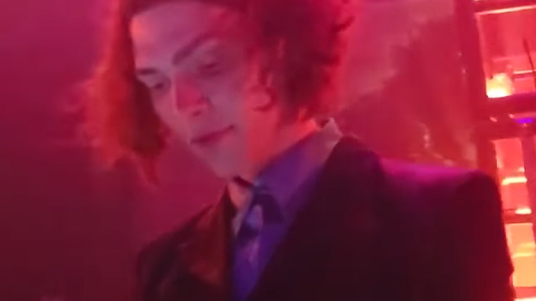 Νεκρή σε ηλικία 34 ετών η μουσικός Sophie