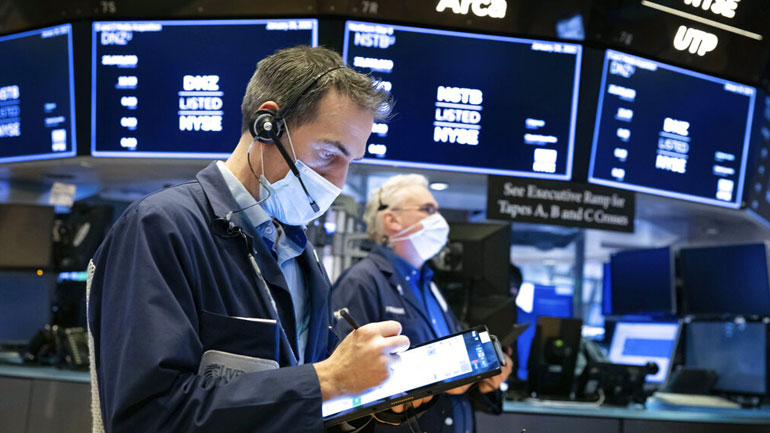 ΗΠΑ: Κοινό μέτωπο απέναντι στα επενδυτικά ταμεία της Wall Street και τις πλατφόρμες συναλλαγών