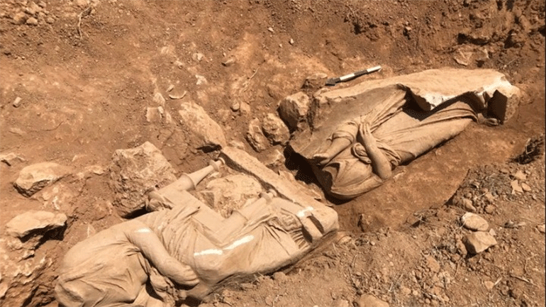 Π. Ζούβελου: «”Υψηλής καλλιτεχνικής ποιότητας έργο” το επιτύμβιο μνημείο στην Παιανία»