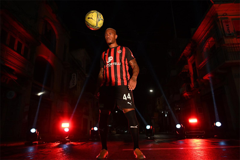 Οι Σπάρτανς ανακοίνωσαν την απόκτηση του Κλοντ Ντιελνά