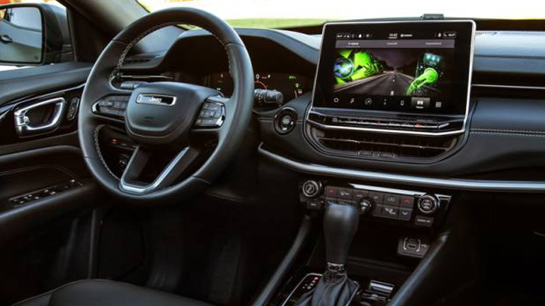 Το Jeep Compass απέκτησε ένα νέο ψηφιακό ταμπλό
