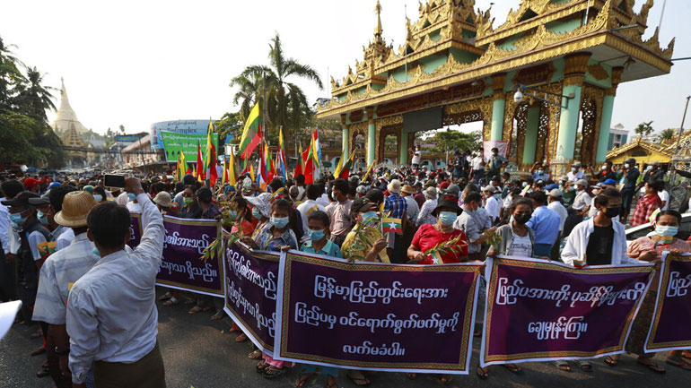 Πραξικόπημα Μιανμάρ: Η Κίνα καλεί τις δύο πλευρές να διαχειριστούν τις διαφωνίες τους