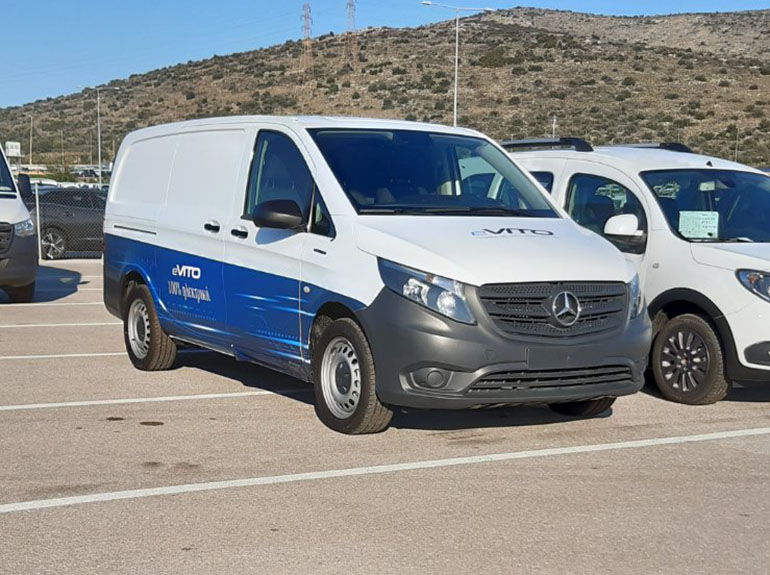To Mercedes eVITO...