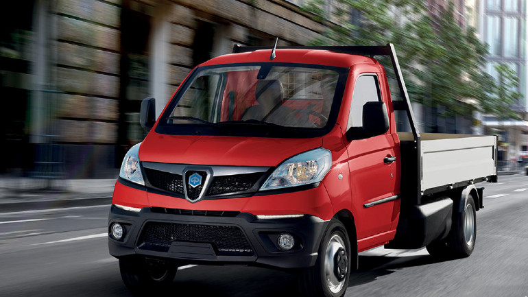 Μικρό σε διαστάσεις και πολύ πρακτικό για μικρές και μεγάλες αποστάσεις...