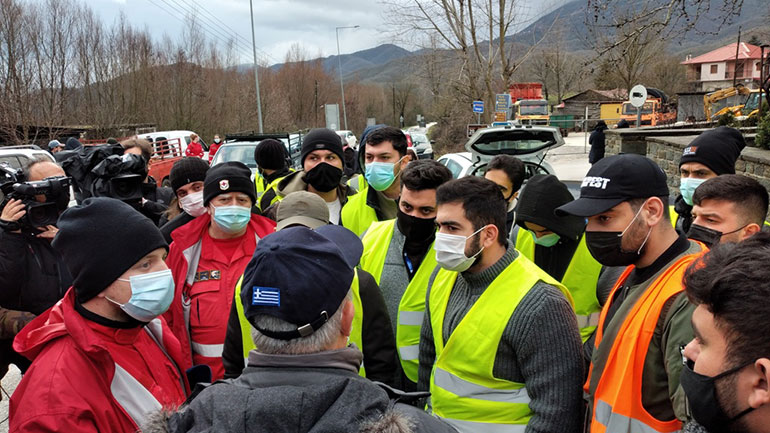 Ιωάννινα: Οι αντίξοες καιρικές συνθήκες σταμάτησαν τις έρευνες για το εκπαιδευτικό αεροπλάνο Ιωάννινα: Οι αντίξοες καιρικές συνθήκες σταμάτησαν τις έρευνες για το εκπαιδευτικό αεροπλάνο