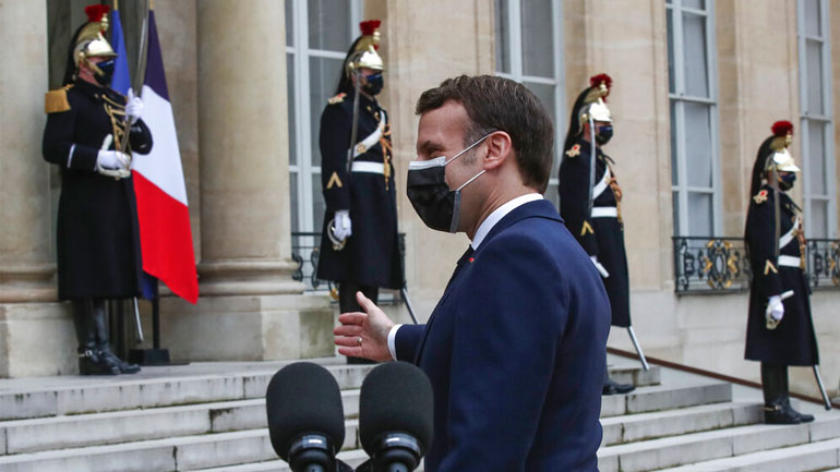 Συνάντηση Μακρόν-Βούτσιτς: Εύσημα του Γάλλου προέδρου για το πρόγραμμα εμβολιασμών στη Σερβία