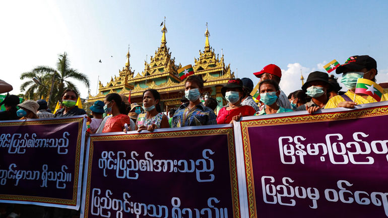 Πραξικόπημα στη Μιανμάρ: Η Σιγκαπούρη καλεί σε «αυτοσυγκράτηση» και «διάλογο»