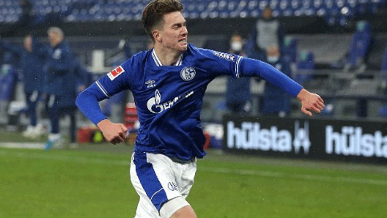 Γερμανία: «Έδεσε» τον Χόουπ η Σάλκε