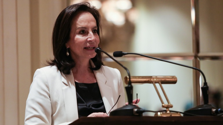 Άννα Διαμαντοπούλου: Ο εμβολιασμός είναι η μητέρα όλων των μαχών