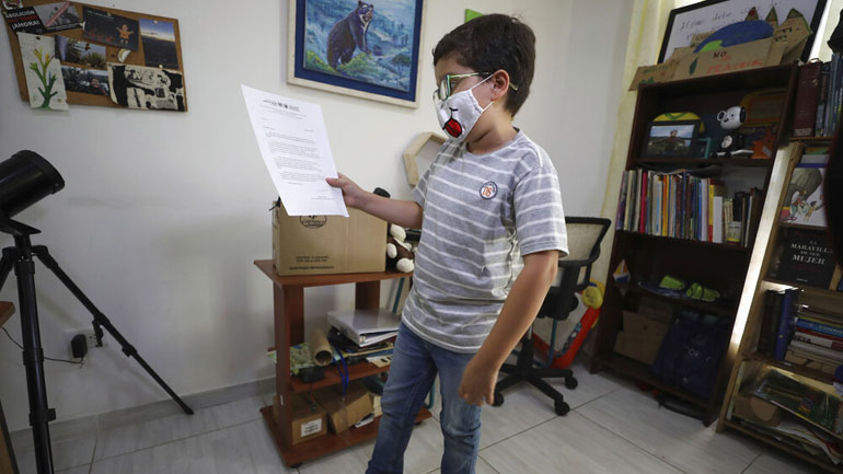 Ακόμη και τα παιδιά μπορεί να έχουν Covid-19 μακράς διάρκειας με επίμονα συμπτώματα