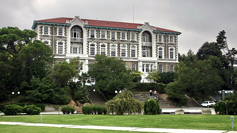 Τουρκία: Παρά τις αντιδράσεις, δεν παραιτείται ο πρύτανης του Πανεπιστημίου του Βοσπόρου