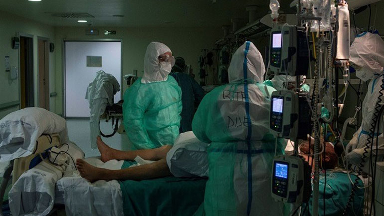 Η Ισπανία ξεπέρασε το όριο των 60.000 νεκρών από τον Covid-19