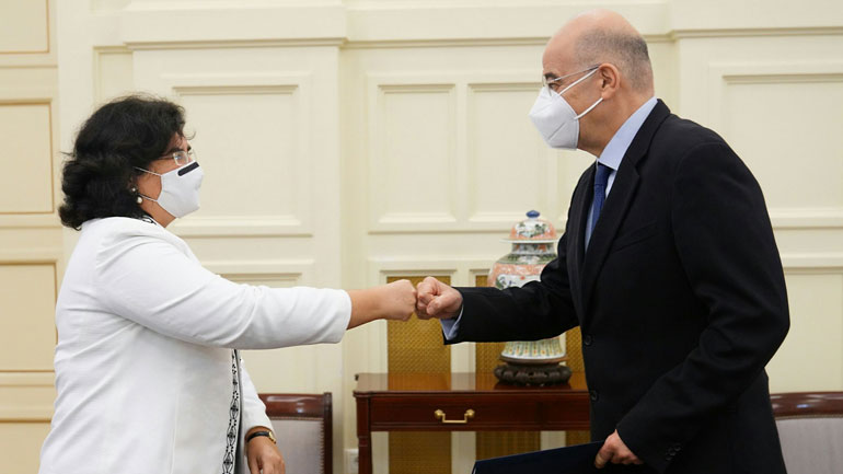 Συνάντηση Ν. Δένδια με την πρέσβη της Πορτογαλίας