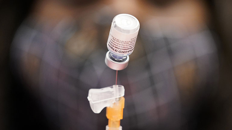 Η GSK και η CureVac ανακοίνωσαν τη συνεργασία τους για την ανάπτυξη εμβολίων κατά των μεταλλάξεων του κορωνοϊού