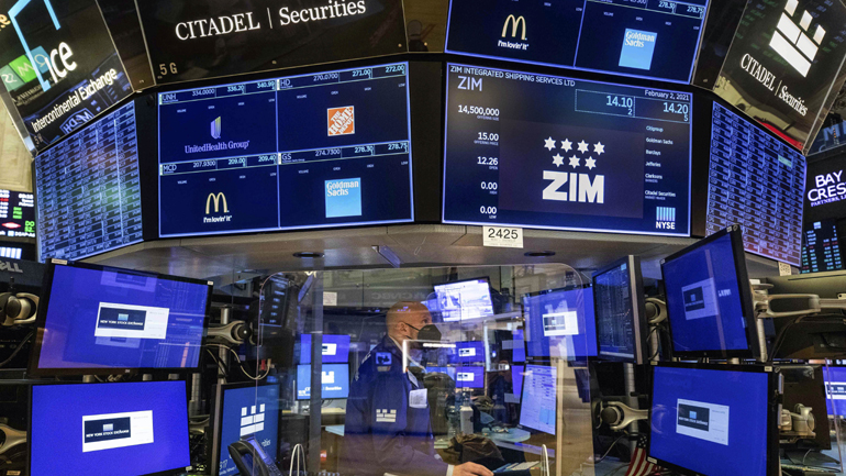 Μεικτά πρόσημα στη Wall Street