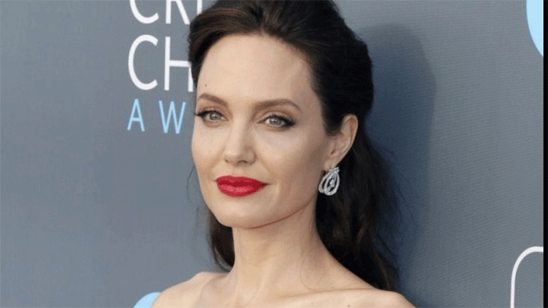 Η Αντζελίνα Τζολί πωλεί πίνακα του Τσώρτσιλ