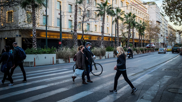 Σενάρια για απαγόρευση κυκλοφορίας μεταξύ των δήμων στην Αττική