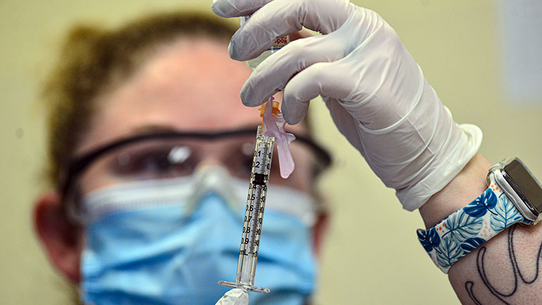 Η Νορβηγία δεν θα χορηγήσει το εμβόλιο της AstraZeneca σε πολίτες άνω των 65 ετών