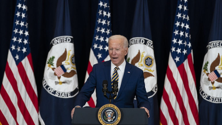 Μπάιντεν: Οι ΗΠΑ θα υποδέχονται 125.000 πρόσφυγες τον χρόνο