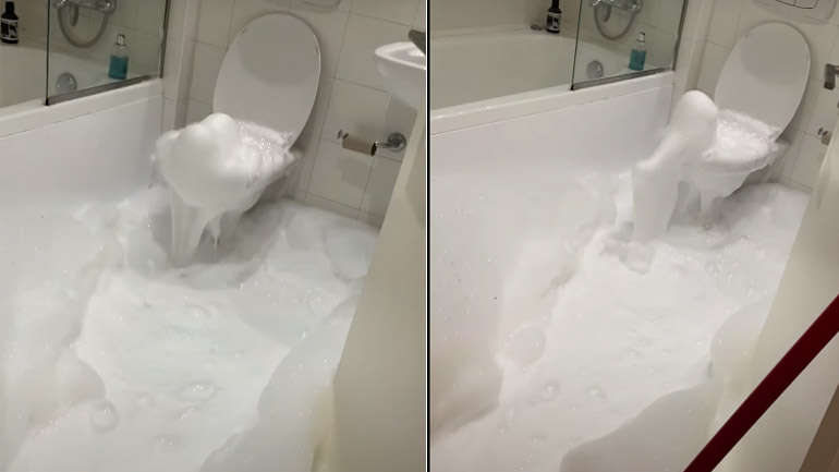 Πάρτι αφρού στην τουαλέτα