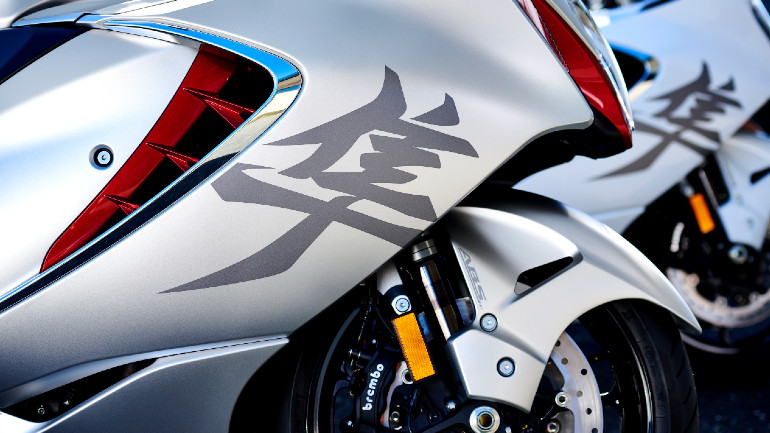 Παρουσιάστηκε η υπερηχητική Suzuki Hayabusa του 2021