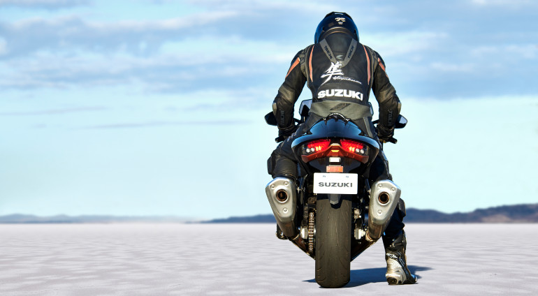 Ολοκαίνουριο το σύστημα εξάτμισης, το ίδιο και το σύστημα SRAD στην εισαγωγή αέρα.