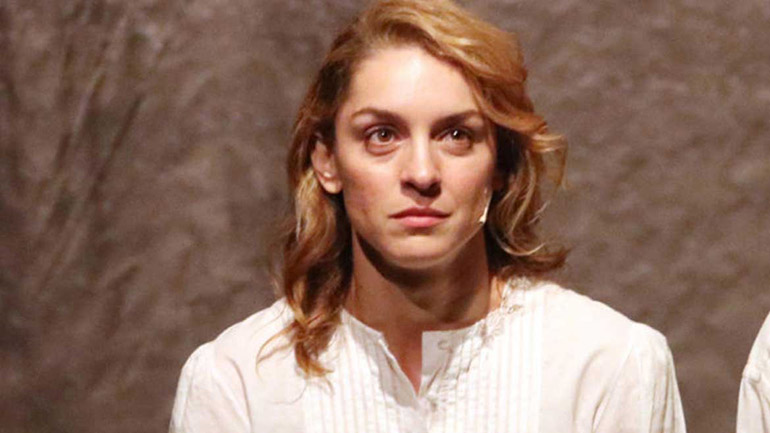 Γιούλικα Σκαφιδά: «Έφευγα κάθε μέρα από το θέατρο κλαίγοντας, γιατί δεν άντεχα άλλο τον άσχημο τρόπο»