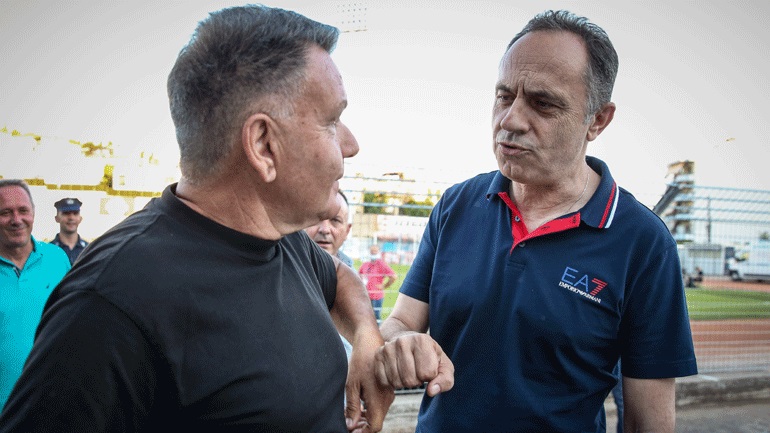 Παπαϊωάννου: «Ο διαιτητής μάς είπε πως 9 παίκτες αγωνίζονται αντικανονικά»