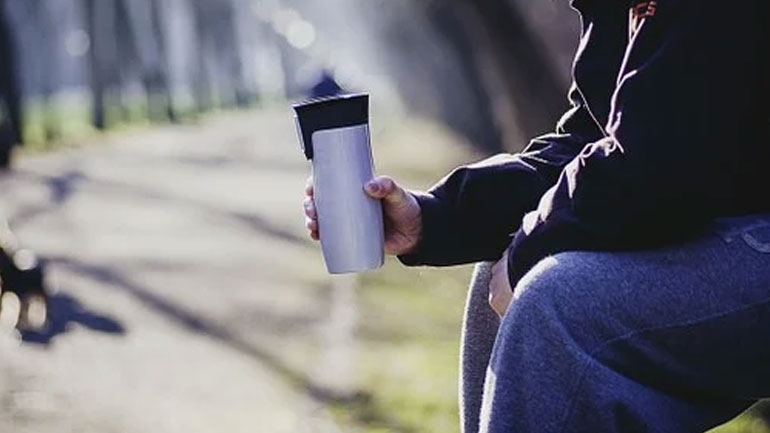 Απαγορεύεται η πώληση καφέ με «take away» από φούρνους και αρτοζαχαροπλαστεία