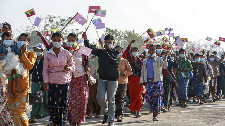 Μιανμάρ: Εκατοντάδες διαδηλωτές στη Γιανγκόν κατά του πραξικοπήματος
