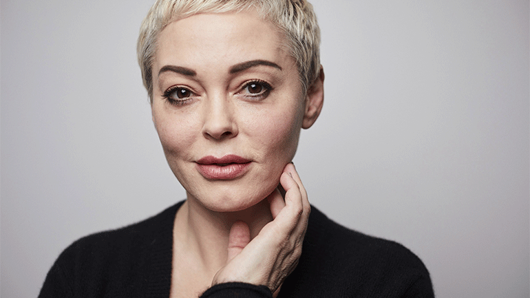 Η Ρόουζ ΜακΓκάουαν στηρίζει τις γυναίκες που κατηγορούν τον Manson για κακοποίηση