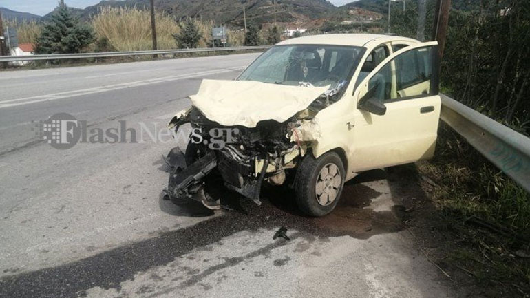 Σφοδρή σύγκρουση αυτοκινήτων στην Κίσαμο – «Άγιο» είχαν οι οδηγοί Σφοδρή σύγκρουση αυτοκινήτων στην Κίσαμο – «Άγιο» είχαν οι οδηγοί