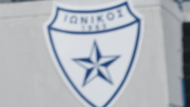 Οπαδοί του Ιωνικού αγνόησαν την απαγόρευση και βρέθηκαν στην Πάτρα για το ματς με την Παναχαϊκή