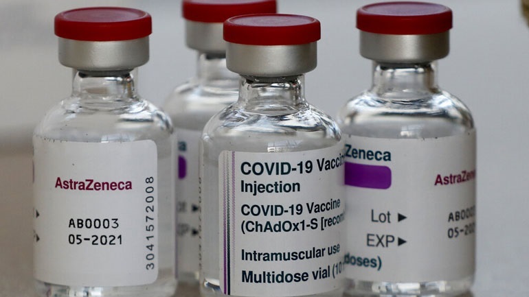 Εμβόλιο AstraZeneca: Διαφορετικές ρυθμίσεις χορήγησης με ηλικιακά κριτήρια στις χώρες της ΕΕ