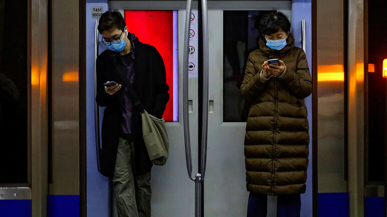 Οι ειδικοί του ΠΟΥ που ερευνούν την προέλευση του Covid-19 θα δώσουν συνέντευξη Τύπου